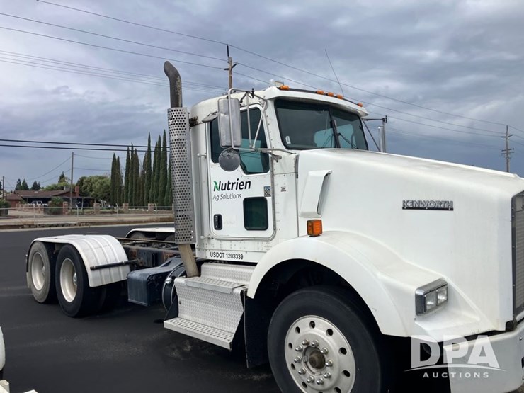 kenworth-t800-image-1