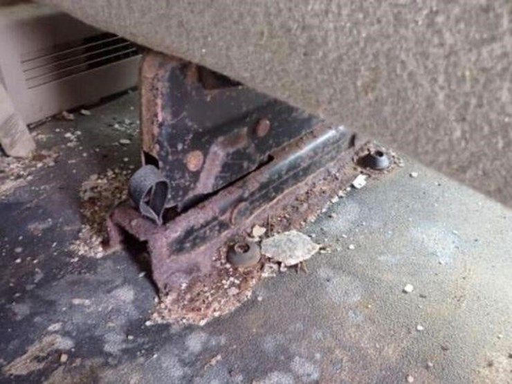 2010-ford-e350-xlt-image-43