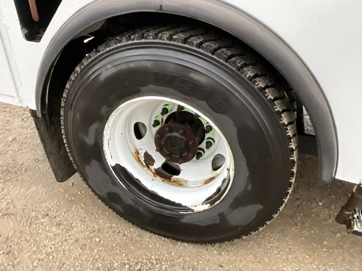 2017-ford-f750-image-11