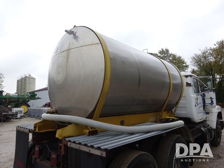 mack-r686st-image-61