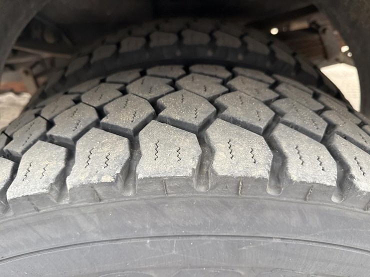 ford-f550-xlt-image-47