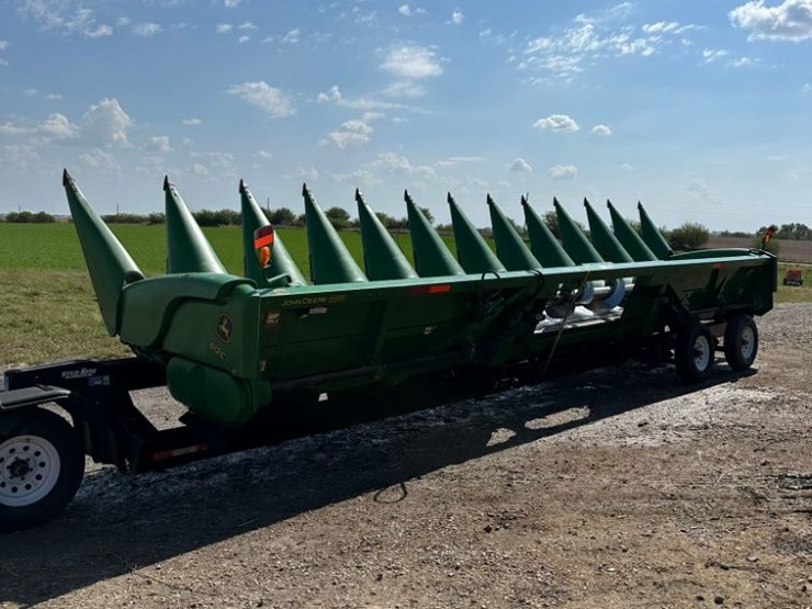 2011-john-deere-612c-image-1