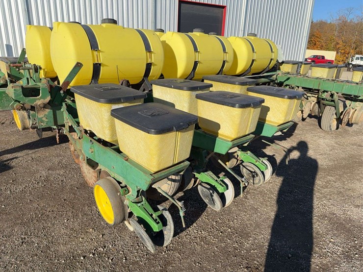 john-deere-7000-image-12