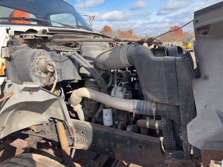 1998-ford-f800-image-26