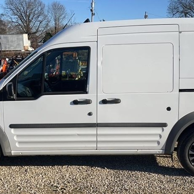 FORD TRANSIT CONNECT