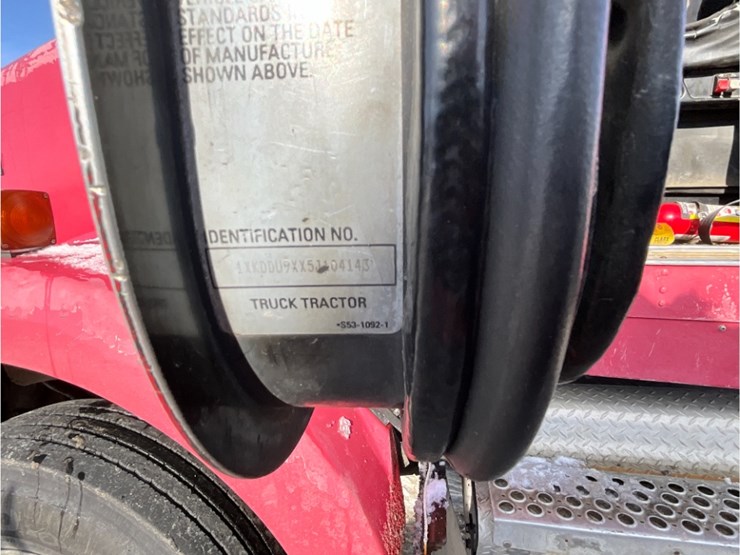 2005-kenworth-t800-image-21