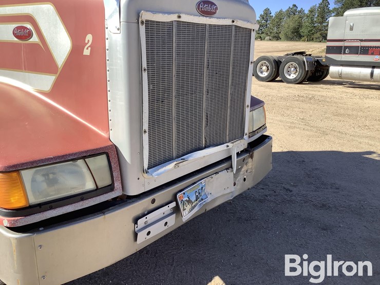 peterbilt-377-image-14