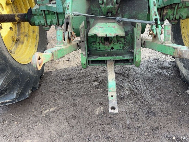 john-deere-2640-image-15