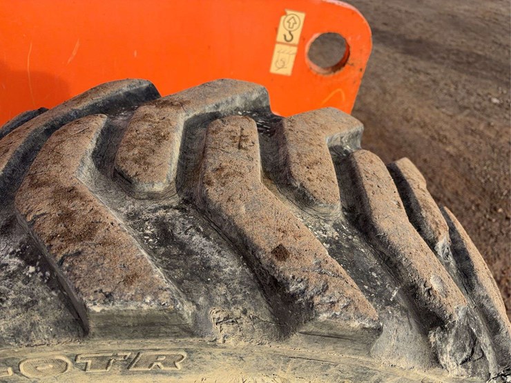 2013-jlg-660sj-image-13