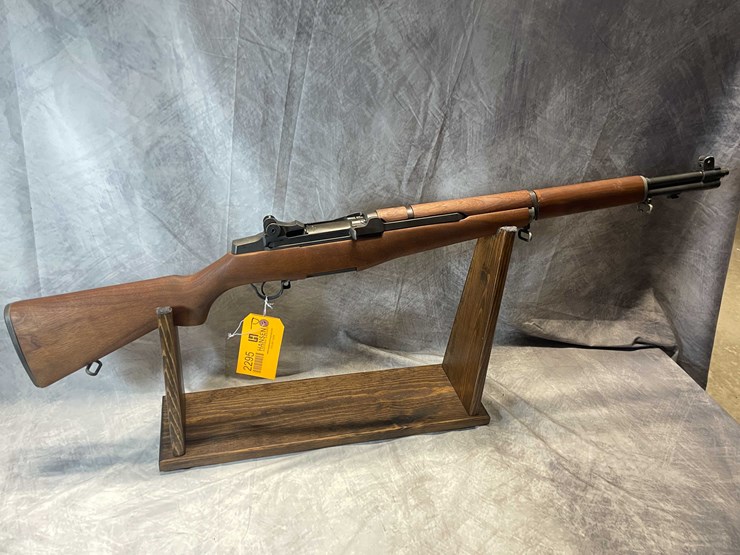 #2295-•-original-h&r-m1-garand-30-06-sprg-semi-auto-rifle,-sn:-4768520-image-1
