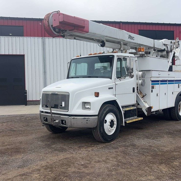 1999 FREIGHTLINER FL70
