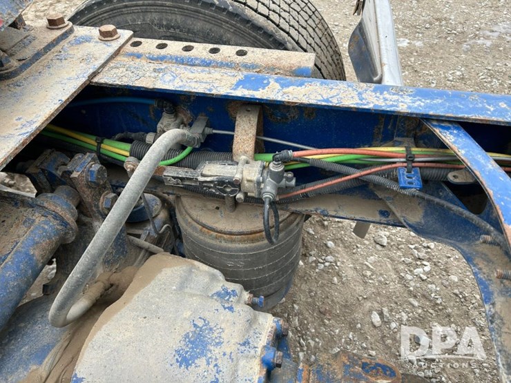 international-prostar-image-48