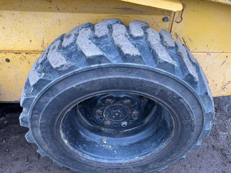 2002-new-holland-ls150-image-5