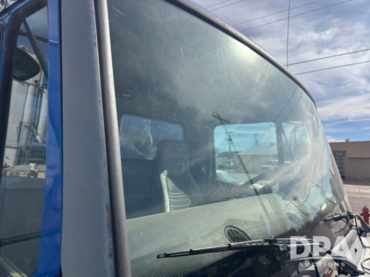 freightliner-fl106-image-61