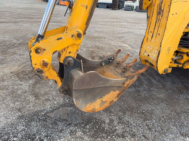 jcb-3cx-image-15
