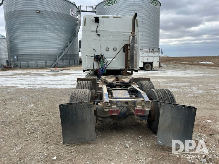 international-prostar-image-27