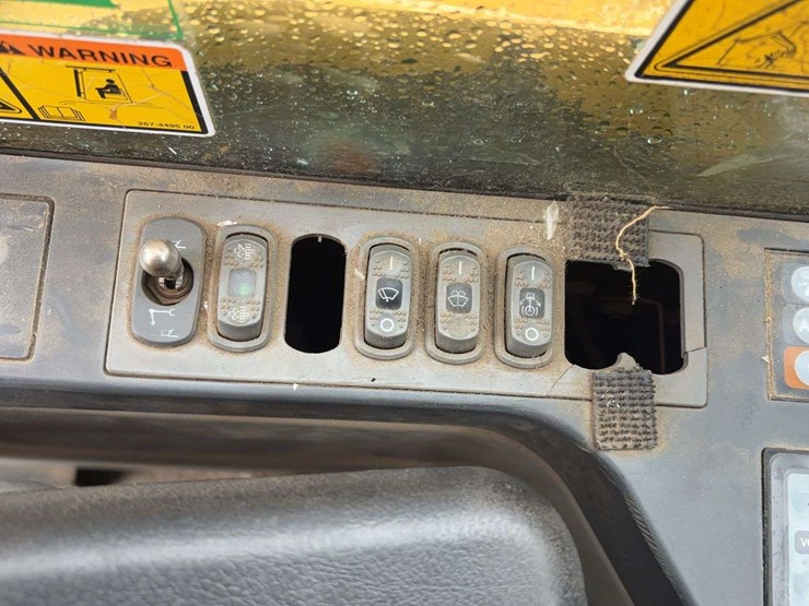 2012-caterpillar-329el-image-58