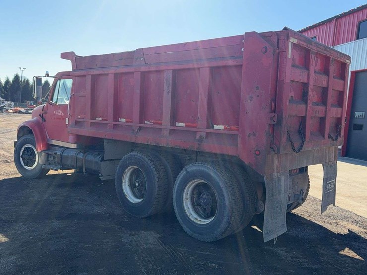 1993-international-4900-image-4