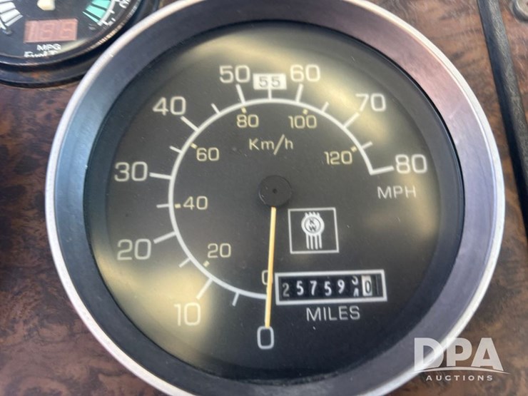 kenworth-t600-image-68