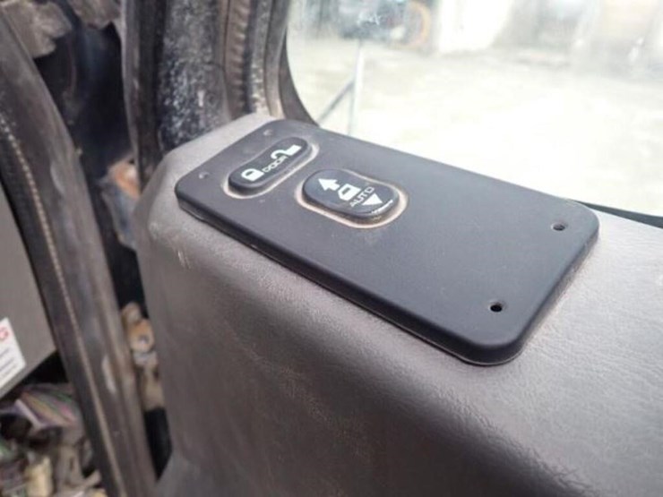 2011-international-4400-sba-image-36