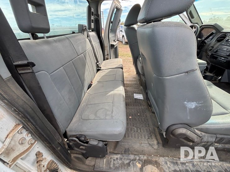 2011-ford-f550-image-53