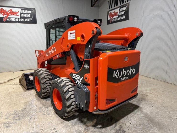 2023-kubota-ssv75hc-skid-steer-loader-image-3