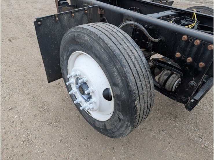 western-star-4700sb-image-9