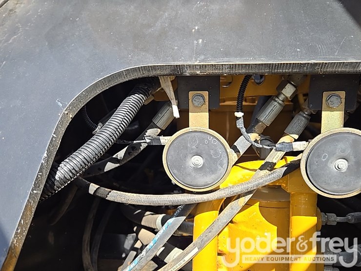 2023-sany-sy225-image-43