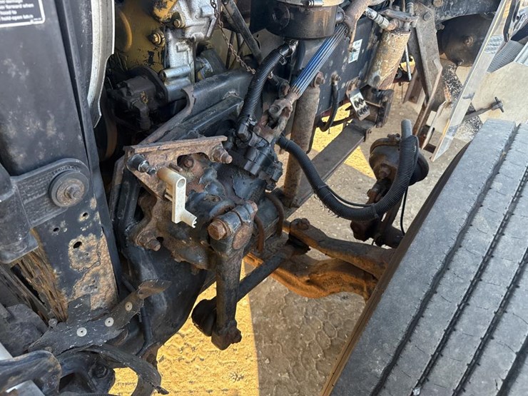 2008-peterbilt-388-image-37