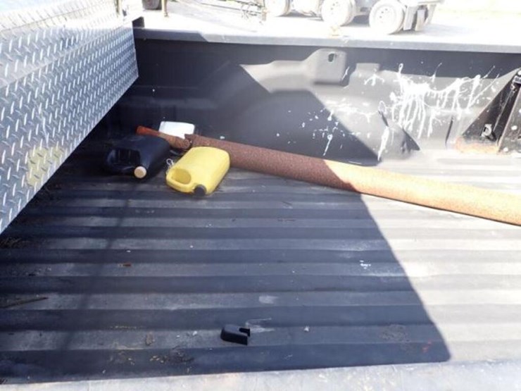 2013-dodge-ram-1500-image-33