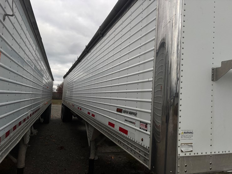 2021-timpte-grain-trailer-image-1