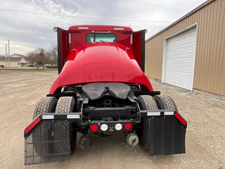 2020-kenworth-t680-image-15