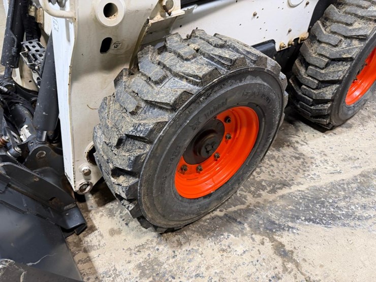 2022-bobcat-s740-image-12