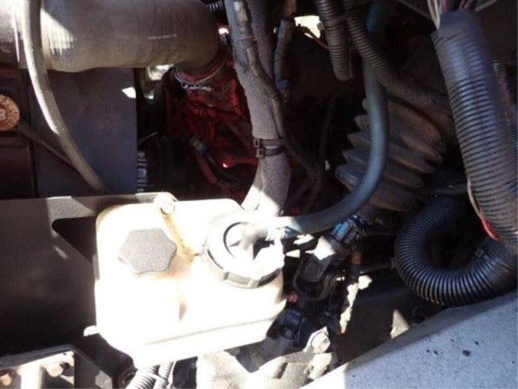 2015-freightliner-mt55-image-67