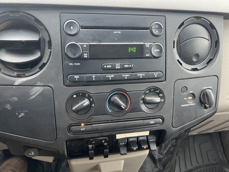2008-ford-f550-xl-sd-image-30