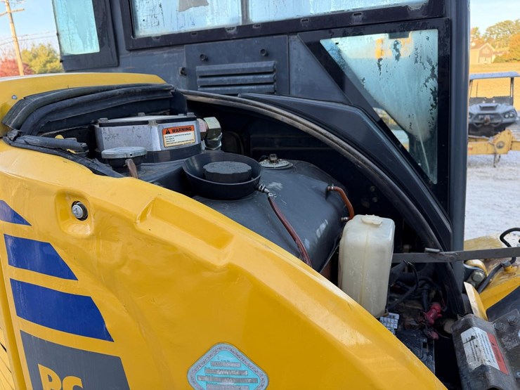 2010-komatsu-pc55mr-3-image-21