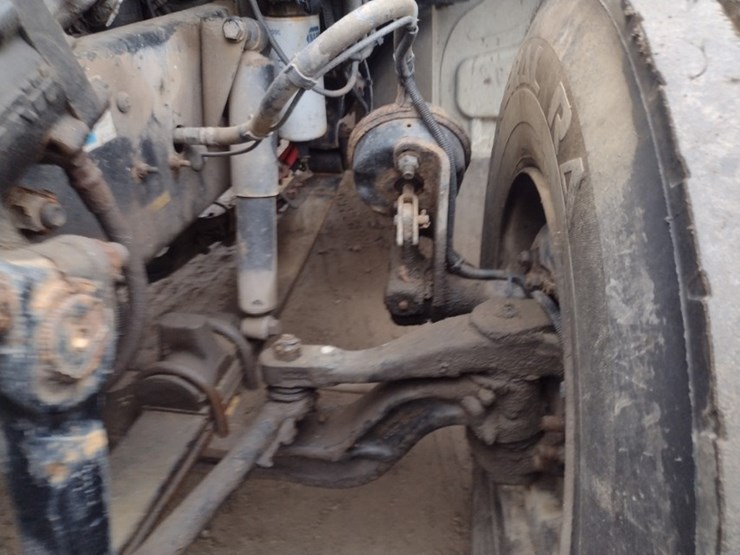 peterbilt-337-image-25