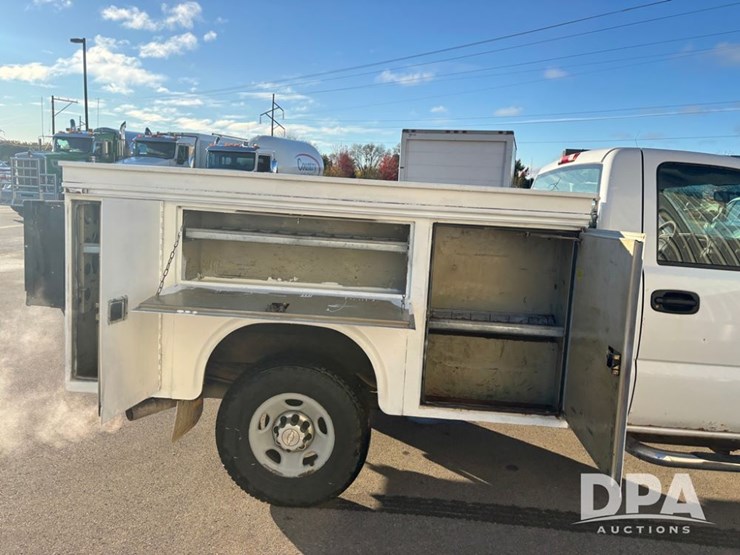 chevrolet-2500hd-image-36