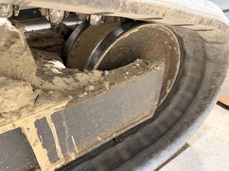 2023-bobcat-t770-image-20