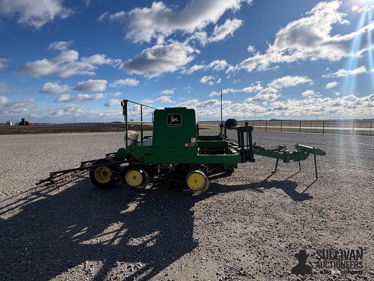 john-deere-750-image-4