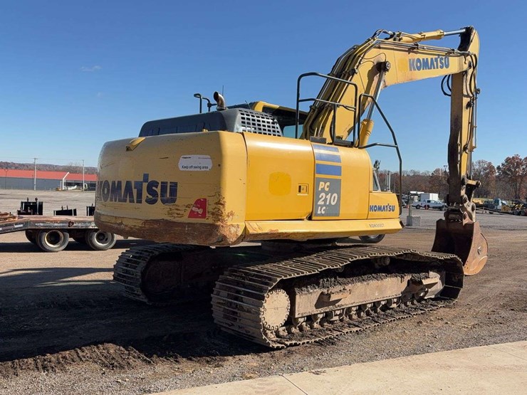 komatsu-pc210-lc-10-image-3
