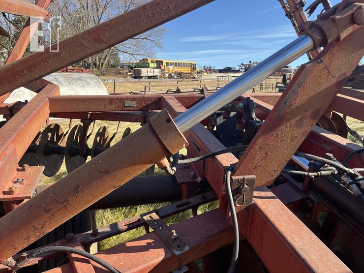 international-490-image-12