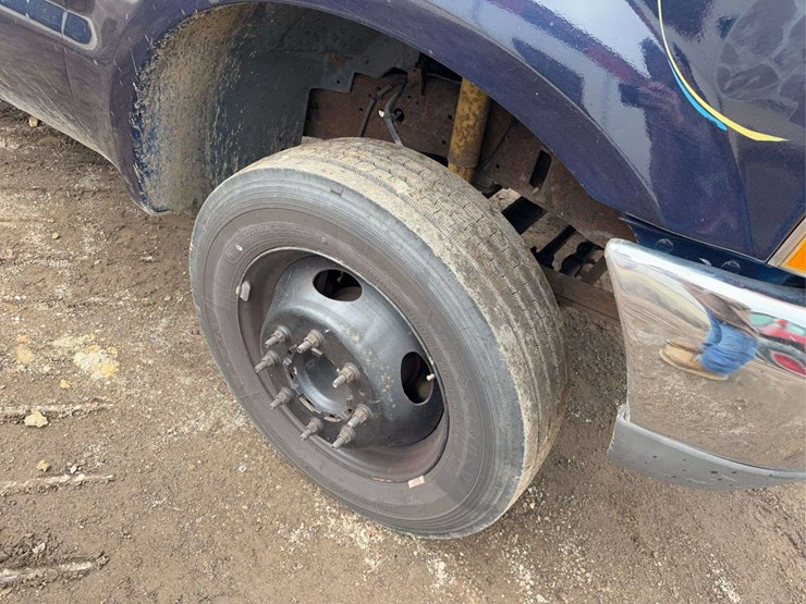 2004-ford-f450-image-9