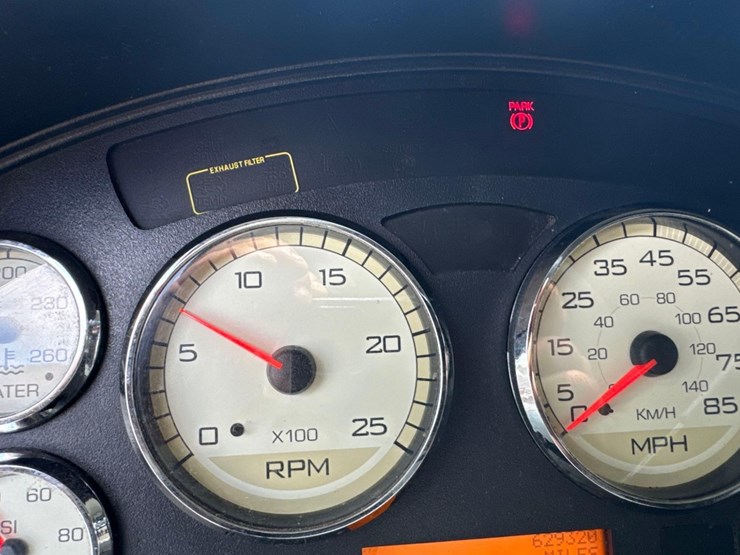 2015-international-prostar-image-19