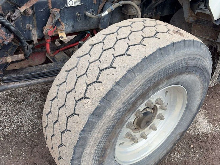 2016-kenworth-t880-image-32