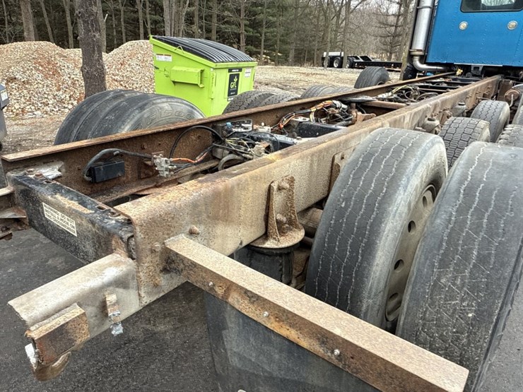 kenworth-t600-image-35