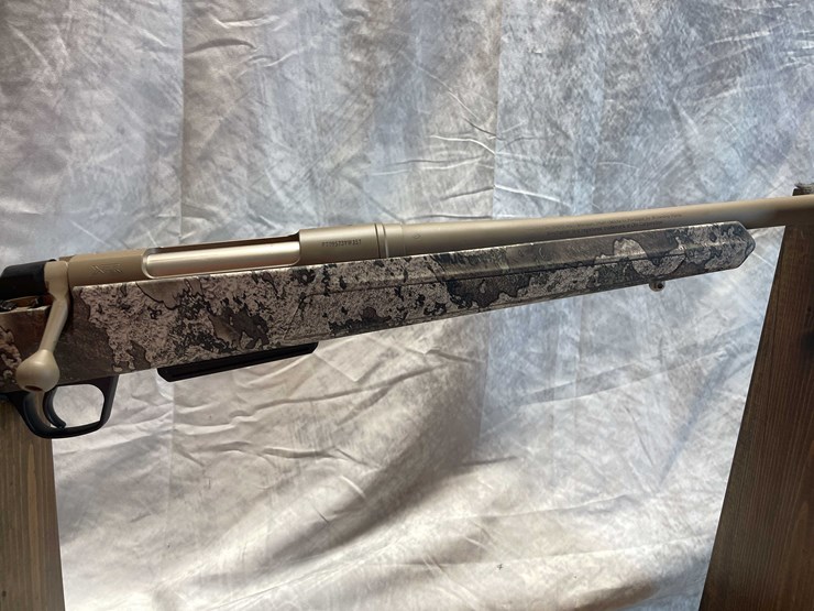 #2371-•-winchester-xpr-300-win-mag-bolt-action-rifle,-sn:-pt09573yw357-image-3