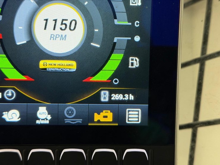 2024-new-holland-c337-image-23