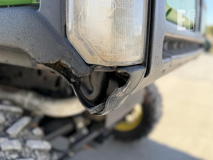 john-deere-gator-xuv-835m-image-11