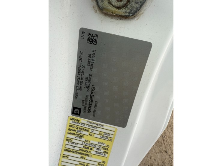 chevrolet-silverado-3500-image-21